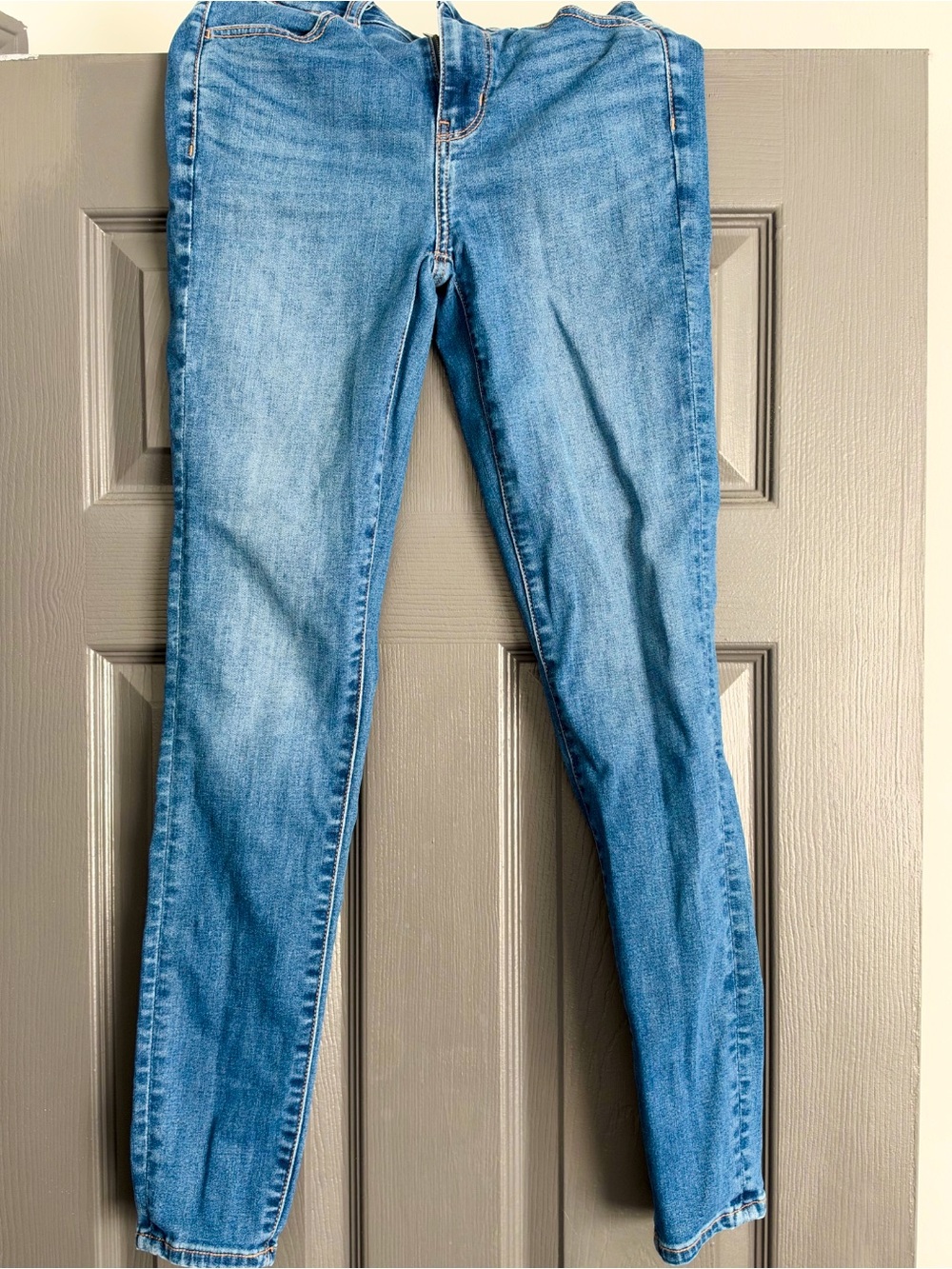 American Eagle Blue Women's Jeans - Lightweight Stretch Denim